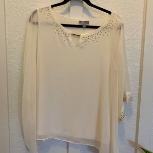 Flowy Dolman Ivory and Gold Top